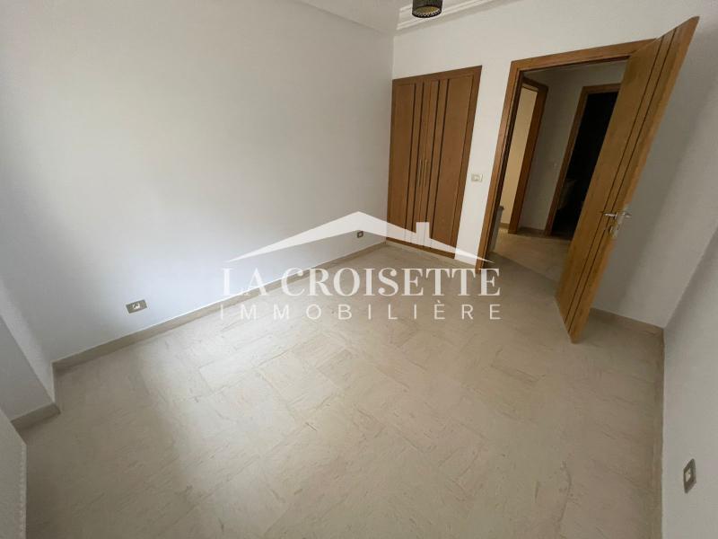 Appartement S+3 à Bhar Lazrek, La Marsa